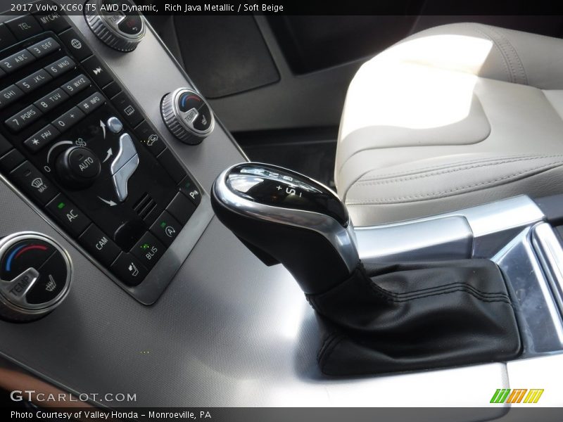  2017 XC60 T5 AWD Dynamic 8 Speed Geartronic Automatic Shifter