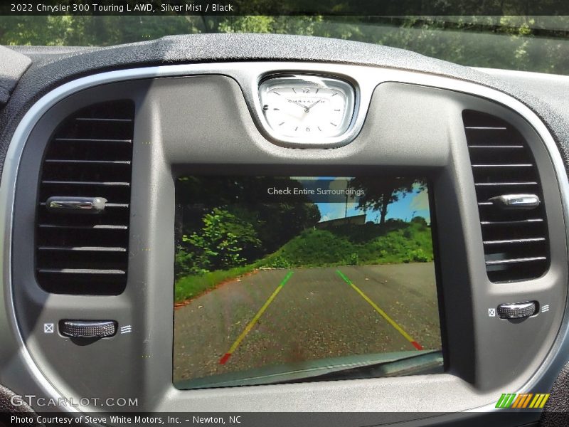Silver Mist / Black 2022 Chrysler 300 Touring L AWD