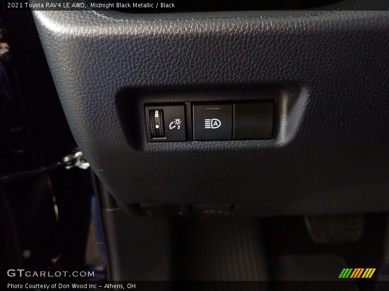 Midnight Black Metallic / Black 2021 Toyota RAV4 LE AWD