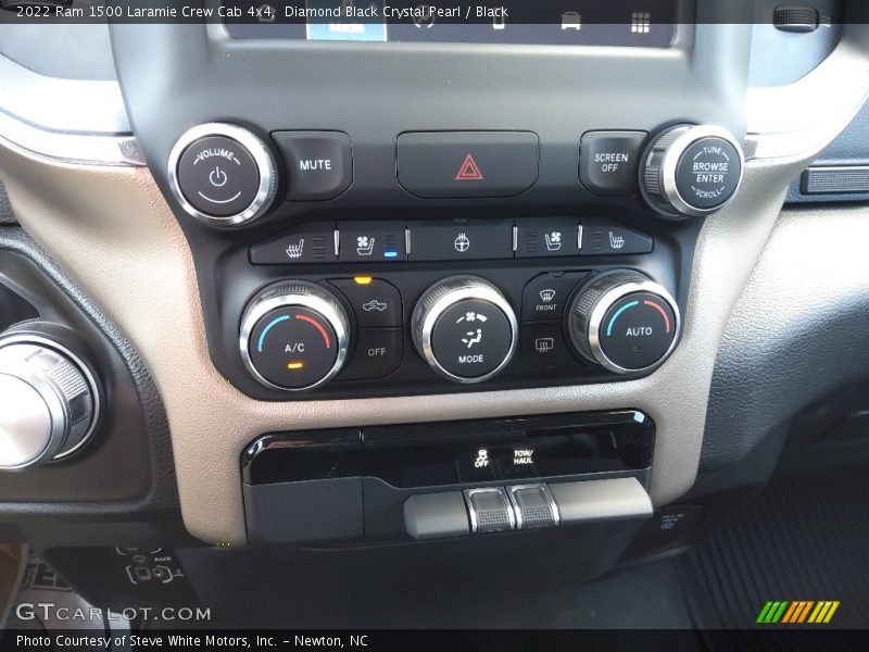 Diamond Black Crystal Pearl / Black 2022 Ram 1500 Laramie Crew Cab 4x4