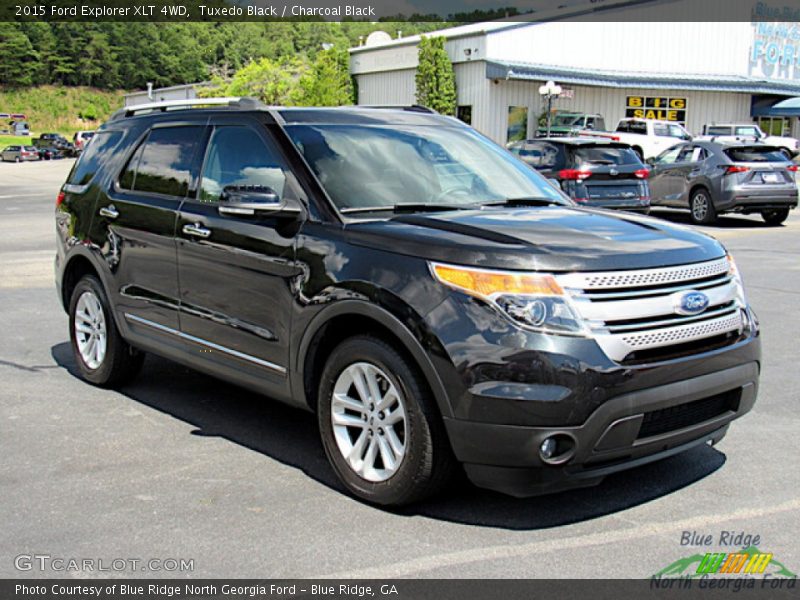 Tuxedo Black / Charcoal Black 2015 Ford Explorer XLT 4WD