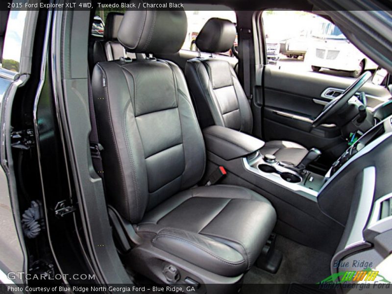 Tuxedo Black / Charcoal Black 2015 Ford Explorer XLT 4WD