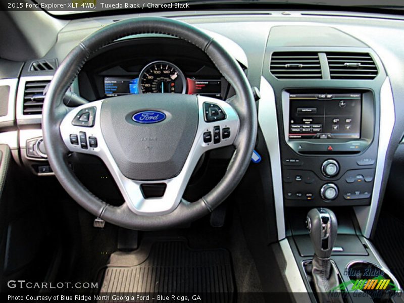 Tuxedo Black / Charcoal Black 2015 Ford Explorer XLT 4WD