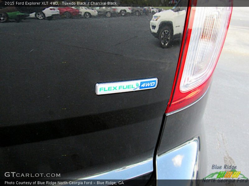 Tuxedo Black / Charcoal Black 2015 Ford Explorer XLT 4WD