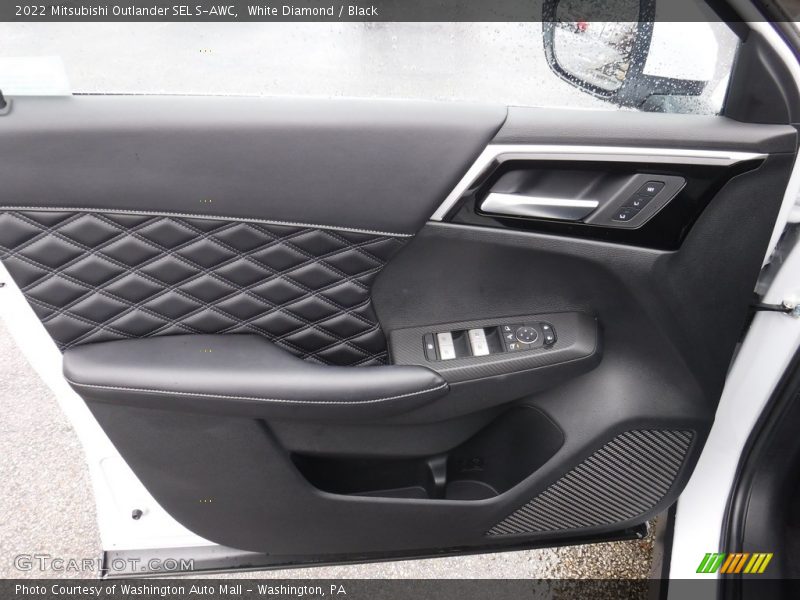 White Diamond / Black 2022 Mitsubishi Outlander SEL S-AWC