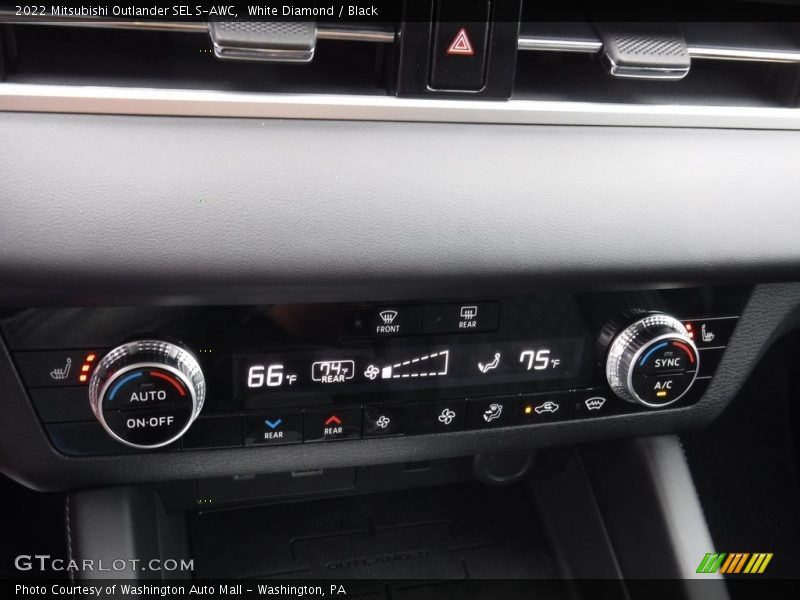 White Diamond / Black 2022 Mitsubishi Outlander SEL S-AWC