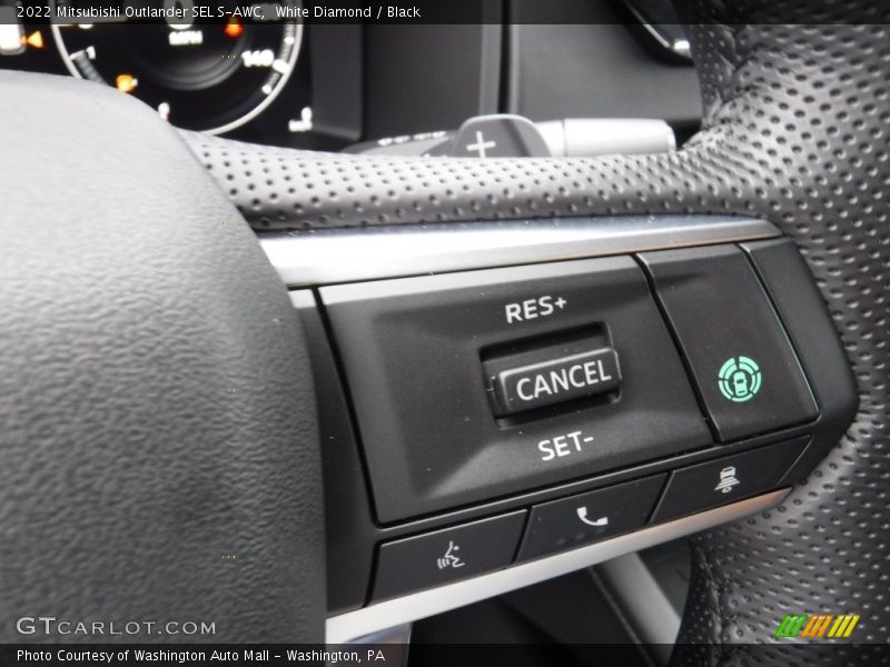  2022 Outlander SEL S-AWC Steering Wheel