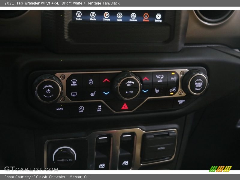 Bright White / Heritage Tan/Black 2021 Jeep Wrangler Willys 4x4