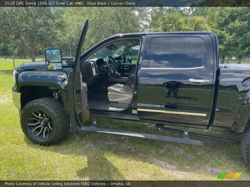 Onyx Black / Cocoa/­Dune 2018 GMC Sierra 1500 SLT Crew Cab 4WD
