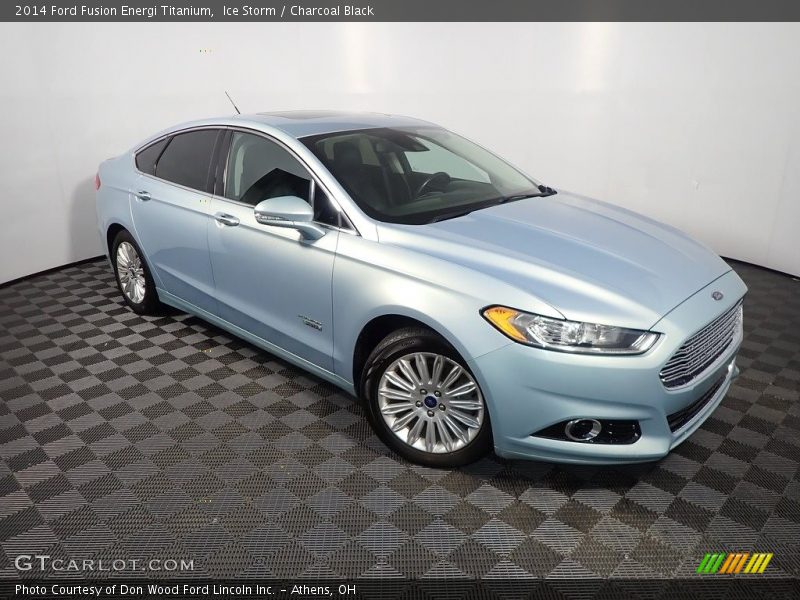 Front 3/4 View of 2014 Fusion Energi Titanium