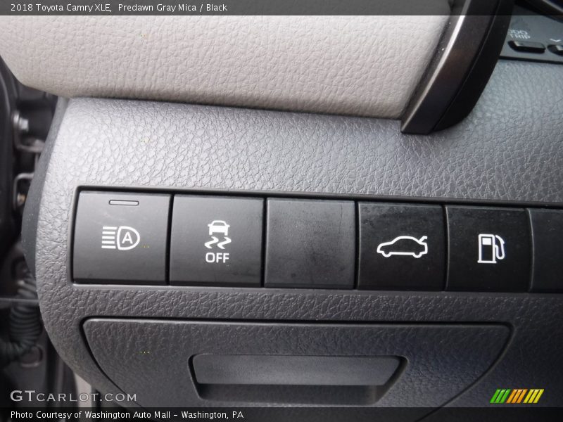 Predawn Gray Mica / Black 2018 Toyota Camry XLE