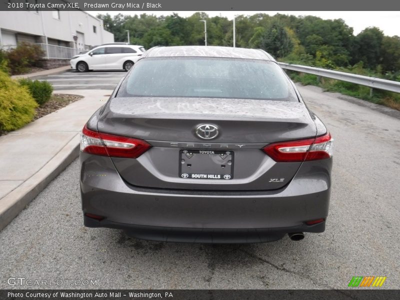 Predawn Gray Mica / Black 2018 Toyota Camry XLE