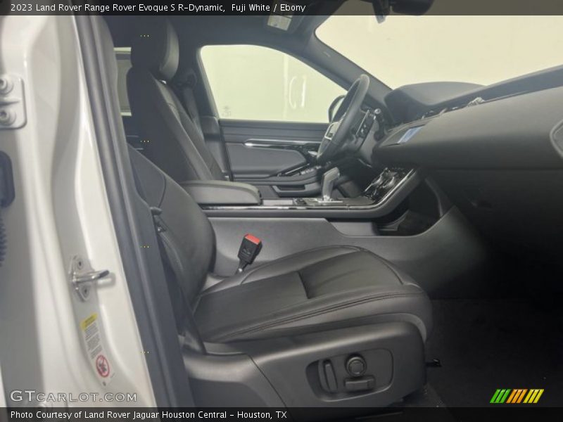 Fuji White / Ebony 2023 Land Rover Range Rover Evoque S R-Dynamic