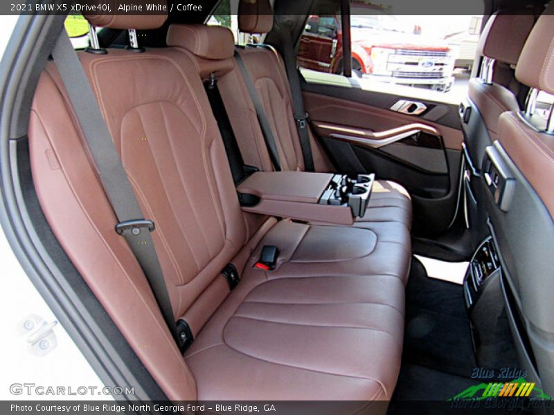 Alpine White / Coffee 2021 BMW X5 xDrive40i