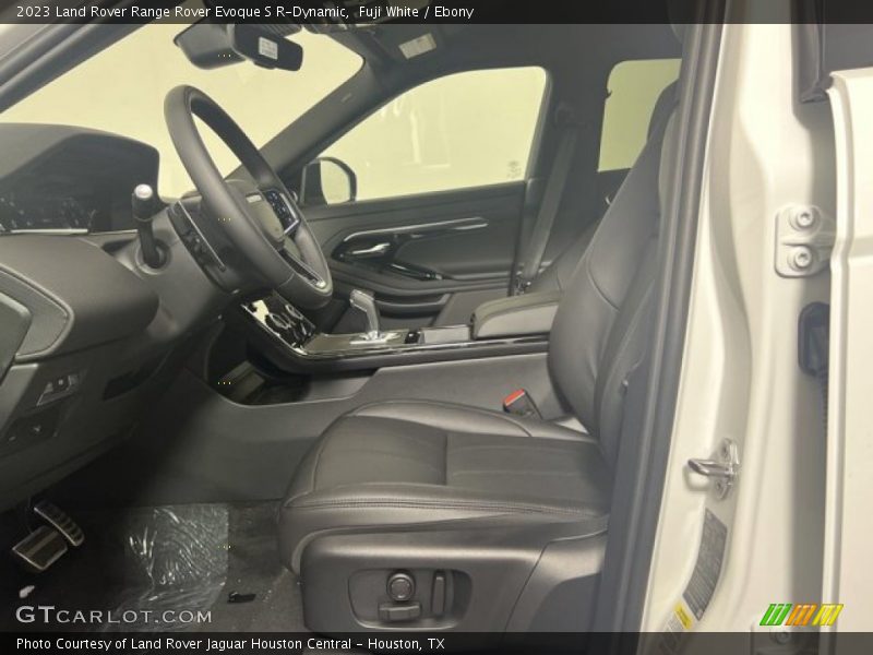 Fuji White / Ebony 2023 Land Rover Range Rover Evoque S R-Dynamic