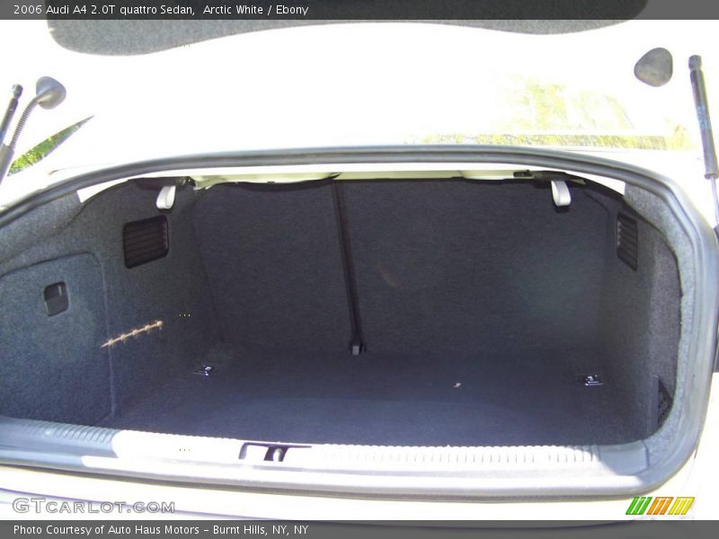 Arctic White / Ebony 2006 Audi A4 2.0T quattro Sedan
