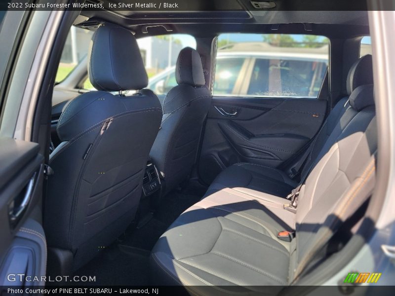Ice Silver Metallic / Black 2022 Subaru Forester Wilderness