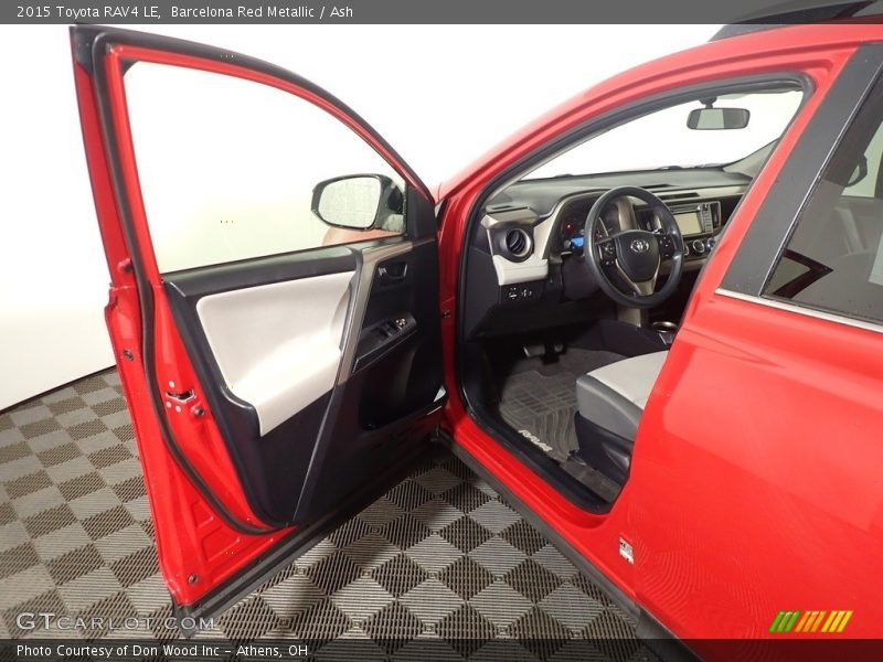 Barcelona Red Metallic / Ash 2015 Toyota RAV4 LE