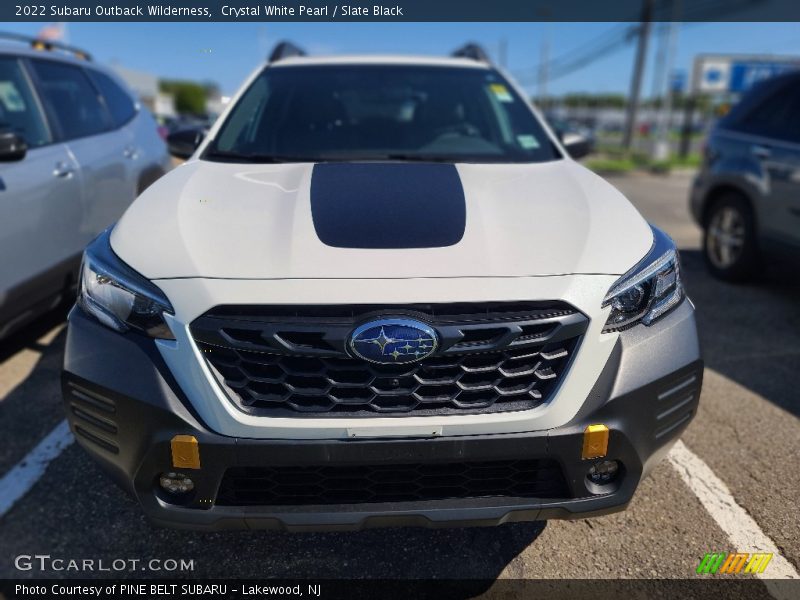 Crystal White Pearl / Slate Black 2022 Subaru Outback Wilderness