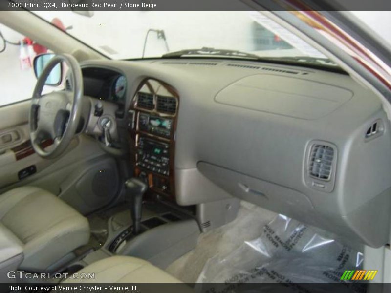 Bordeaux Red Pearl / Stone Beige 2000 Infiniti QX4