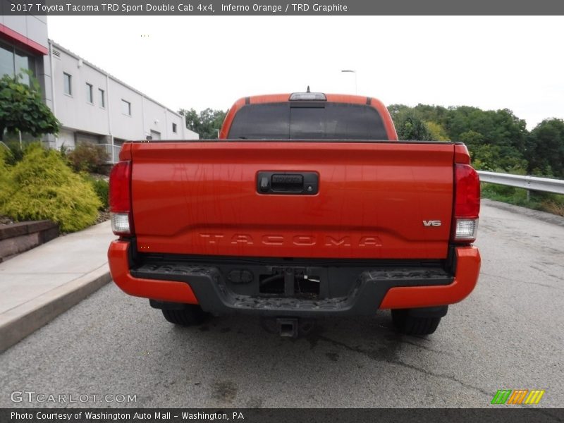 Inferno Orange / TRD Graphite 2017 Toyota Tacoma TRD Sport Double Cab 4x4