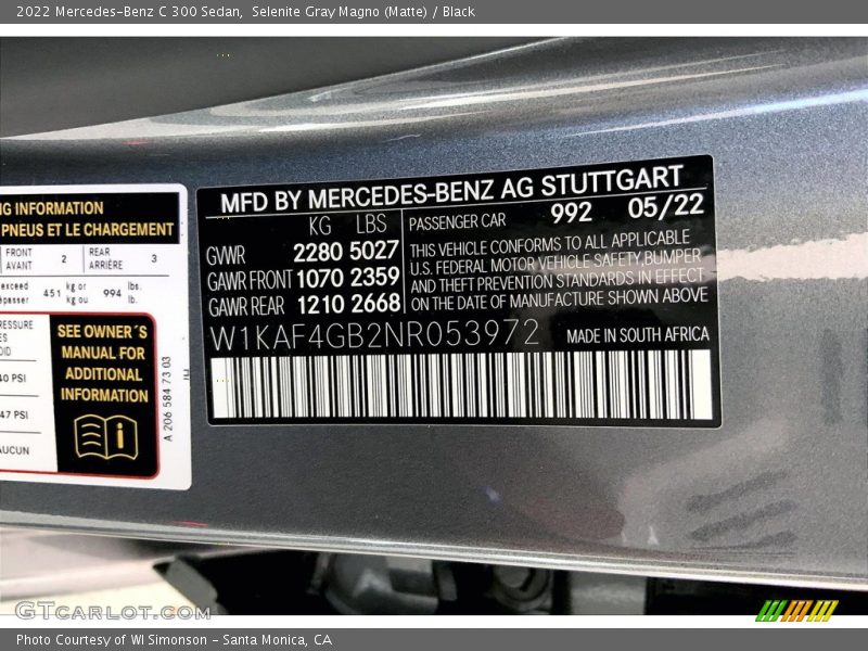 Selenite Gray Magno (Matte) / Black 2022 Mercedes-Benz C 300 Sedan