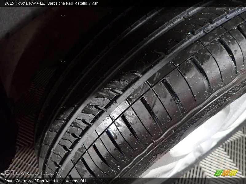 Barcelona Red Metallic / Ash 2015 Toyota RAV4 LE
