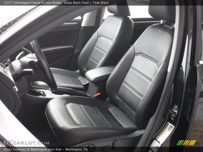 Deep Black Pearl / Titan Black 2017 Volkswagen Passat R-Line Sedan