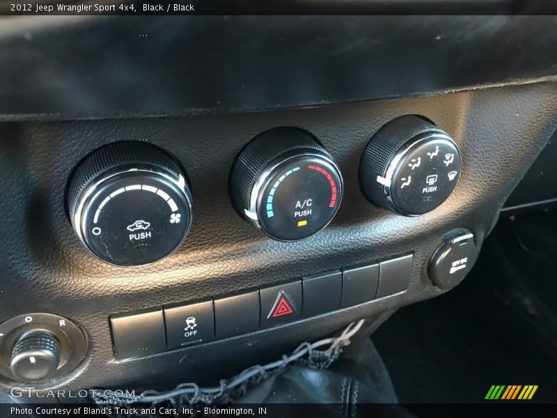 Black / Black 2012 Jeep Wrangler Sport 4x4