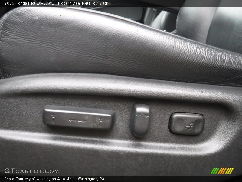 Modern Steel Metallic / Black 2016 Honda Pilot EX-L AWD