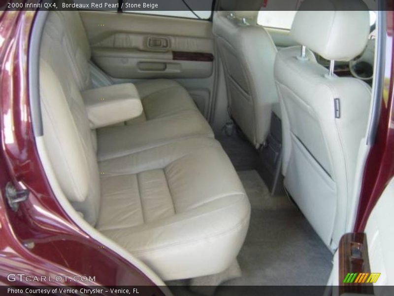 Bordeaux Red Pearl / Stone Beige 2000 Infiniti QX4