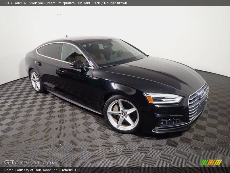 Front 3/4 View of 2018 A5 Sportback Premium quattro