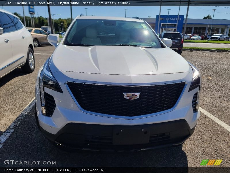 Crystal White Tricoat / Light Wheat/Jet Black 2022 Cadillac XT4 Sport AWD