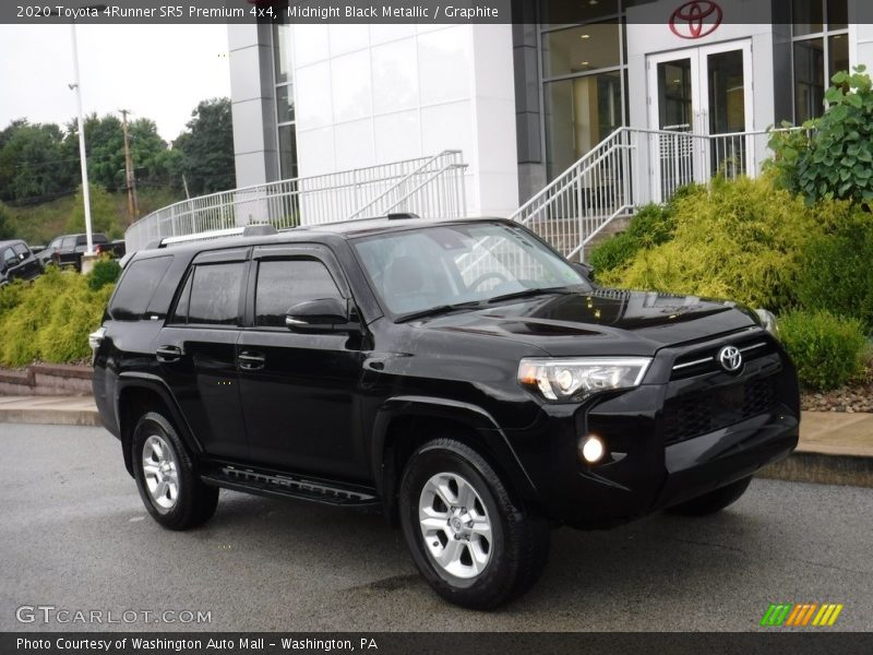 Front 3/4 View of 2020 4Runner SR5 Premium 4x4