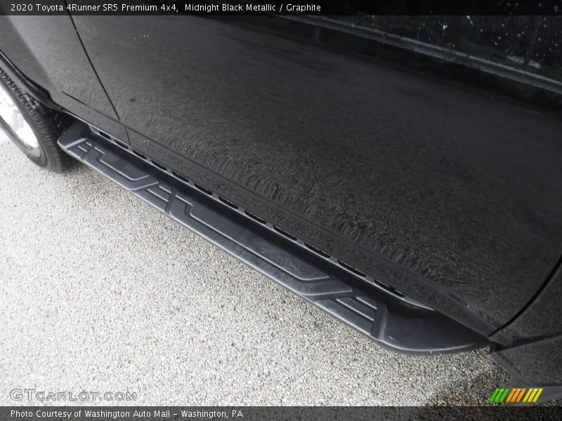 Midnight Black Metallic / Graphite 2020 Toyota 4Runner SR5 Premium 4x4