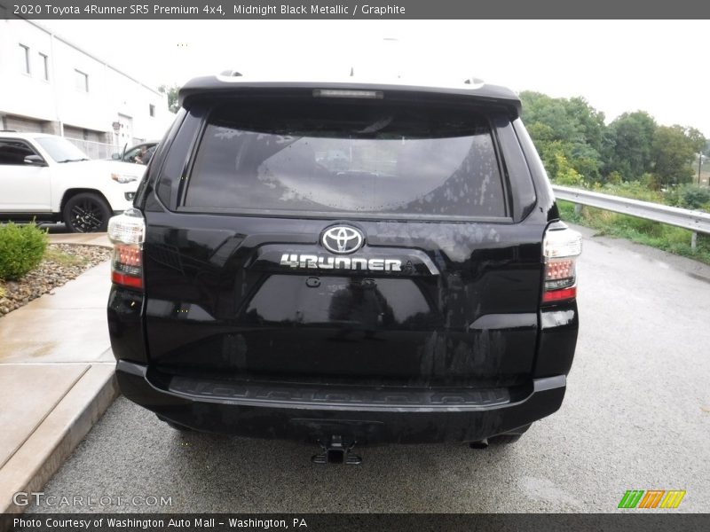 Midnight Black Metallic / Graphite 2020 Toyota 4Runner SR5 Premium 4x4