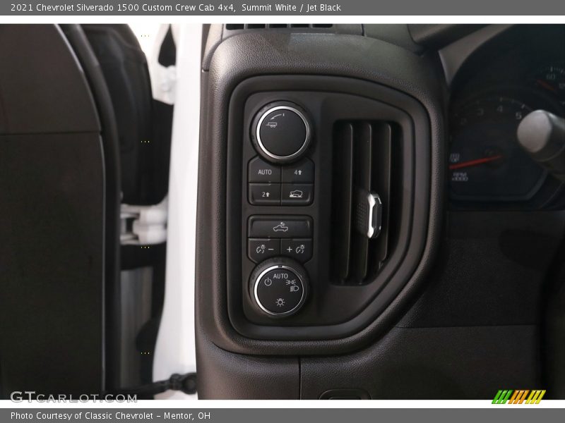 Summit White / Jet Black 2021 Chevrolet Silverado 1500 Custom Crew Cab 4x4