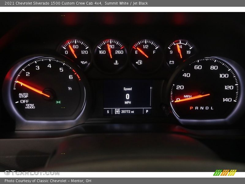 Summit White / Jet Black 2021 Chevrolet Silverado 1500 Custom Crew Cab 4x4