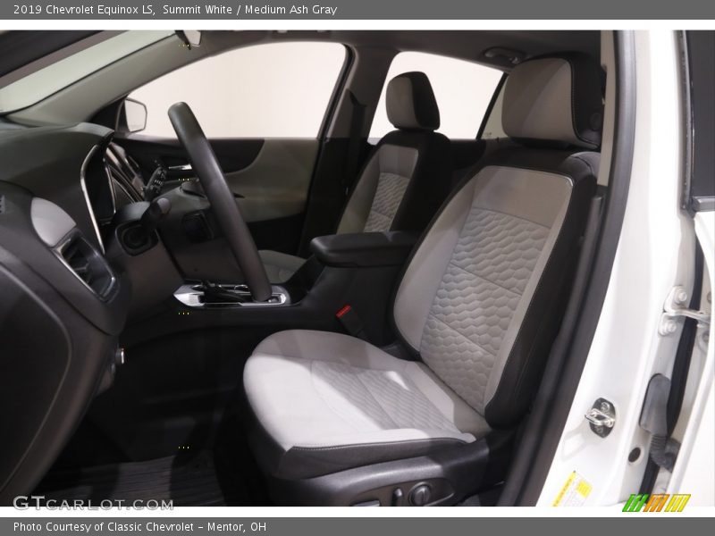 Summit White / Medium Ash Gray 2019 Chevrolet Equinox LS