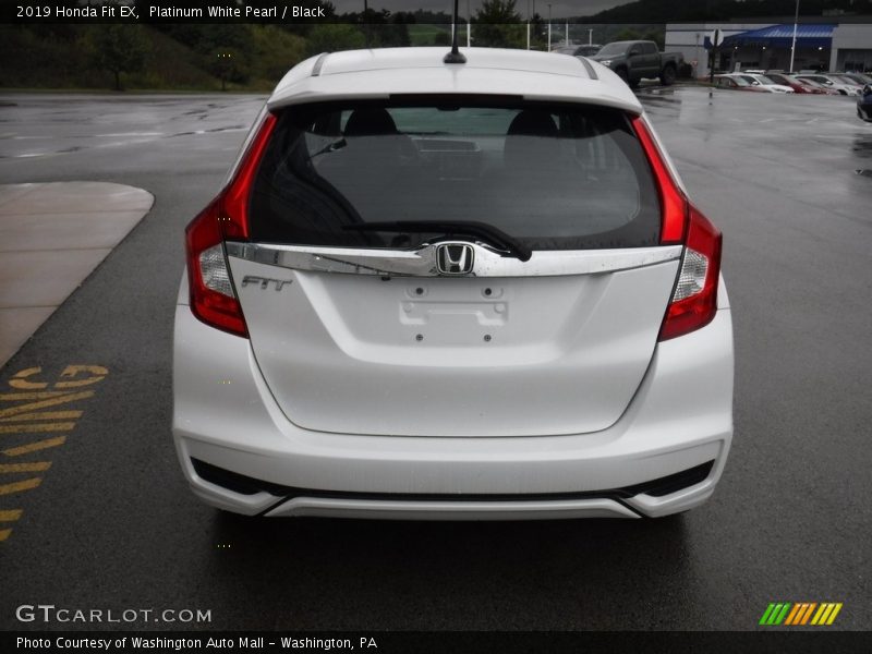 Platinum White Pearl / Black 2019 Honda Fit EX