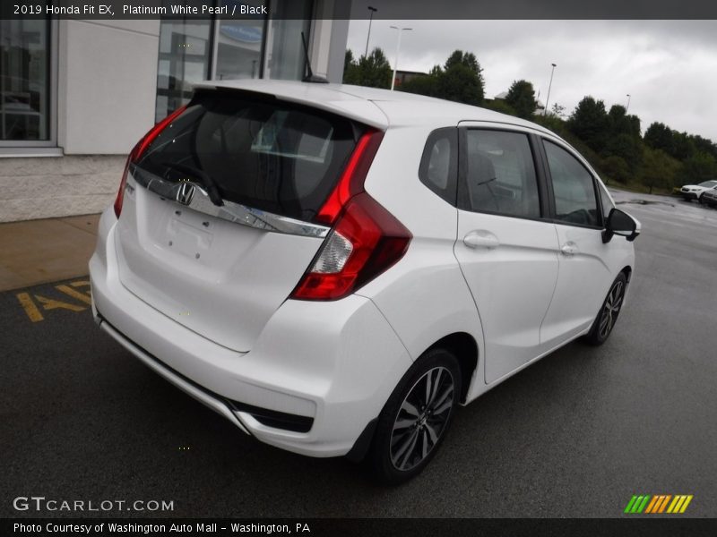 Platinum White Pearl / Black 2019 Honda Fit EX