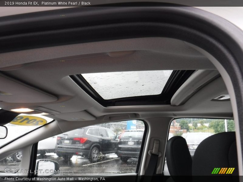 Platinum White Pearl / Black 2019 Honda Fit EX