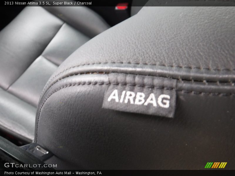 Super Black / Charcoal 2013 Nissan Altima 3.5 SL