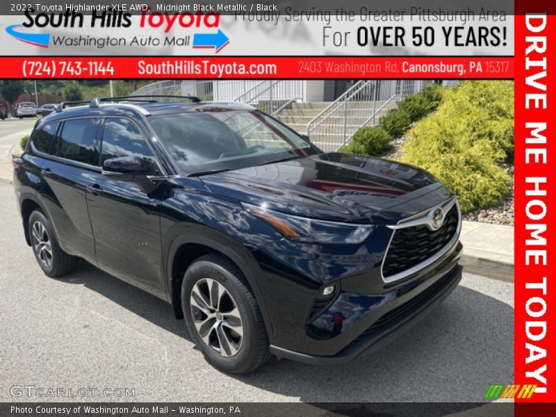 Midnight Black Metallic / Black 2022 Toyota Highlander XLE AWD