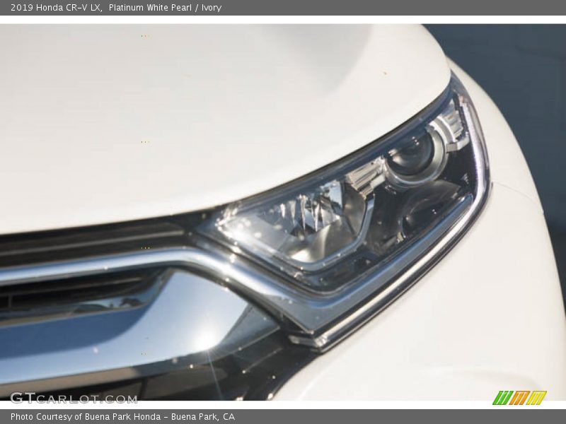 Platinum White Pearl / Ivory 2019 Honda CR-V LX
