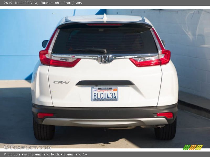 Platinum White Pearl / Ivory 2019 Honda CR-V LX