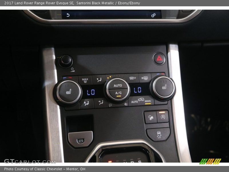 Santorini Black Metallic / Ebony/Ebony 2017 Land Rover Range Rover Evoque SE