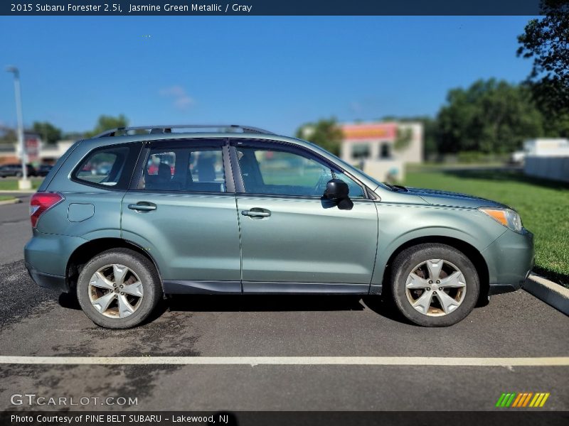 Jasmine Green Metallic / Gray 2015 Subaru Forester 2.5i