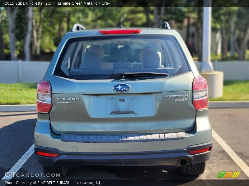 Jasmine Green Metallic / Gray 2015 Subaru Forester 2.5i