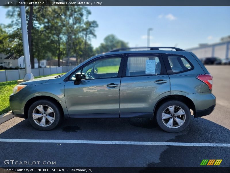 Jasmine Green Metallic / Gray 2015 Subaru Forester 2.5i
